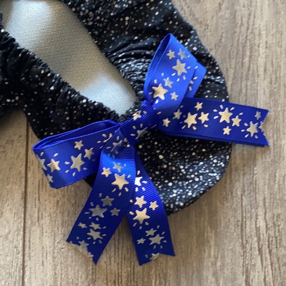 CHEER ATHLETICS MATCHING COLORS CHEER SHOE COVERS - Picture 3 of 7